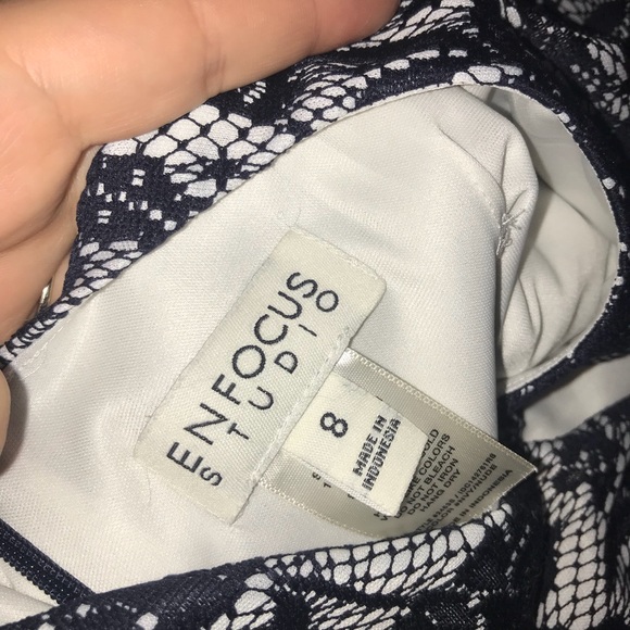 Dress - Picture 5 of 5